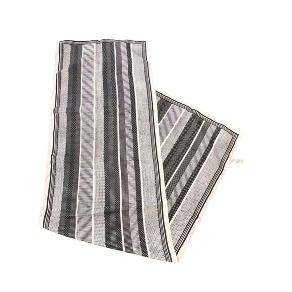 Glentex Rectangle Scarf Shawl Made in Italy Black and White Stripes Geometrical‎